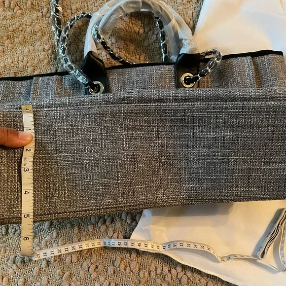 DH Gate Tote Bag - Picture 7 of 7